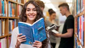 تحصیل در رشته زبان و ادبیات انگلیسی